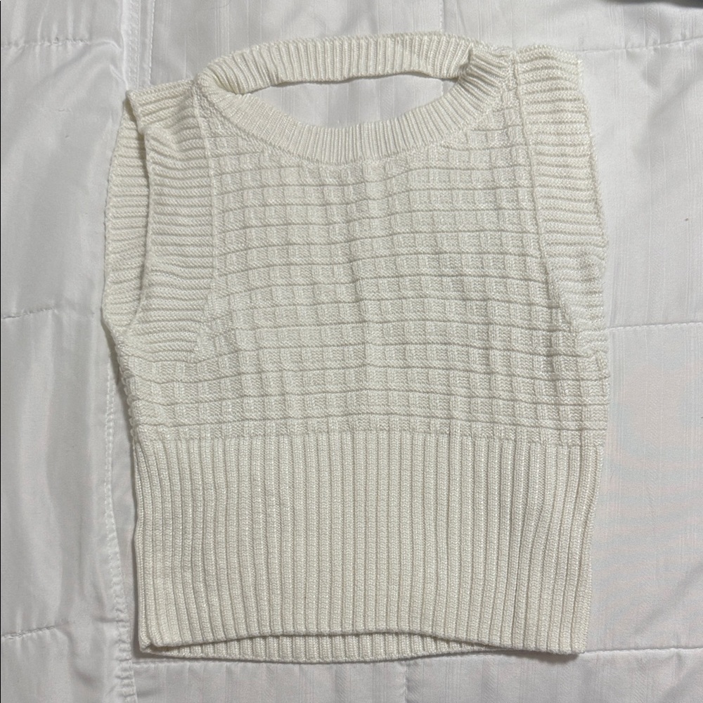 Elegant White Ribbed Tank Top